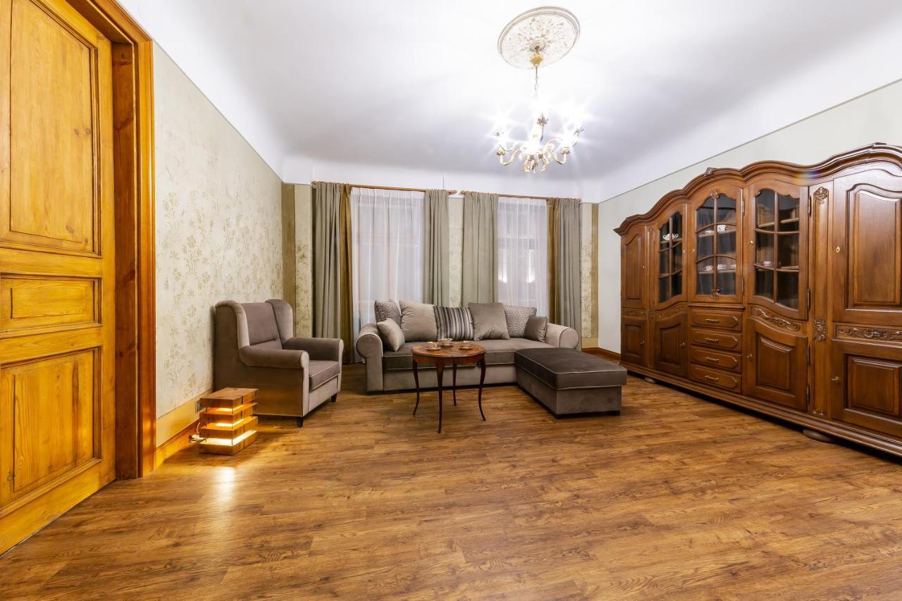 Appartamento Ancient Storie'S Ap 65Sqm Renovated Free Parking Riga Esterno foto